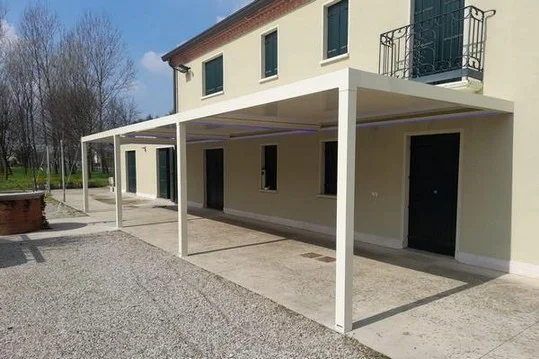Prezzi pergole bioclimatiche San Giorgio delle Pertiche