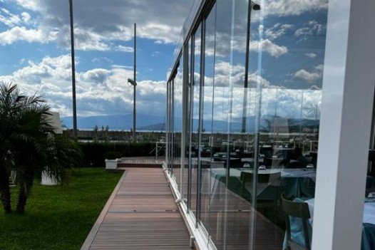 Vetrate panoramiche scorrevoli per veranda san Bonifacio